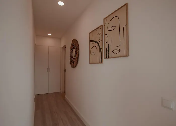 아파트 Flh Boho Chic With Balcony